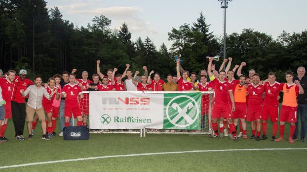So jubeln die Kalterer Freizeitfußballer.