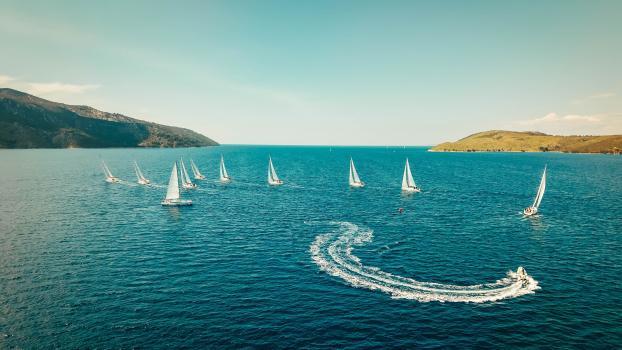 Traumhafte Bilder: Die Foppa Sailing Week beginnt.