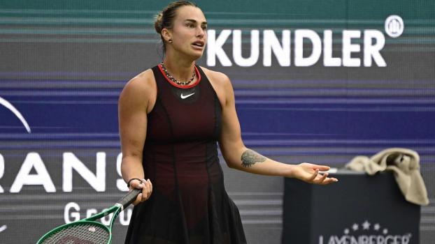 Aryna Sabalenka muss weiter auf ihren ersten Titel auf Rasen warten. © APA/afp / JOHN MACDOUGALL