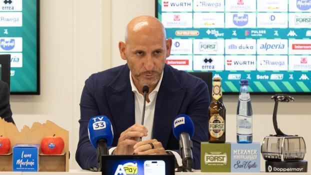 Davide Possanzini, der neue Trainer des FC Südtirol bei seiner Antritts-PK. © Bordoni