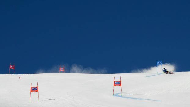 Der Wintersport ist auch im Sommer ein großes Gesprächsthema. © APA/afp / MARCO BERTORELLO