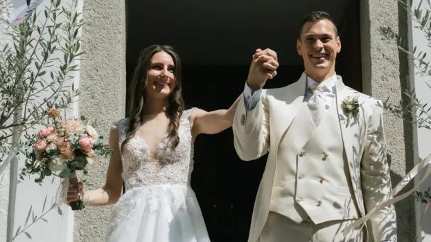 Greta Passler und Patrick Baumgartner haben sich das Ja-Wort gegeben. © Instagram / @hanu.retnu / @patrickbaumgartner1