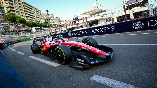 Lewis Hamilton lechzt nach seinem ersten Sieg im Ferrari. © APA/afp / ANDREJ ISAKOVIC