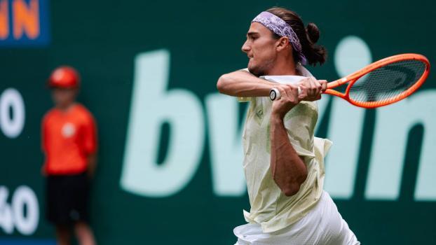 Mattia Bellucci verblüfft in Halle alle. © TERRA WORTMANN OPEN/Alyssa van Heyst