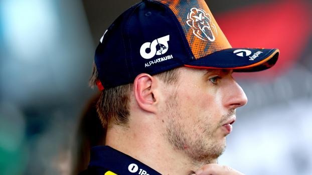 Max Verstappens Auto streikte. © ANSA / ANNA SZILAGYI