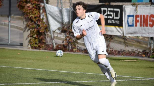 Noah Schweitzer spielt künftig für den FC Obermais. © Sarah Mitterer