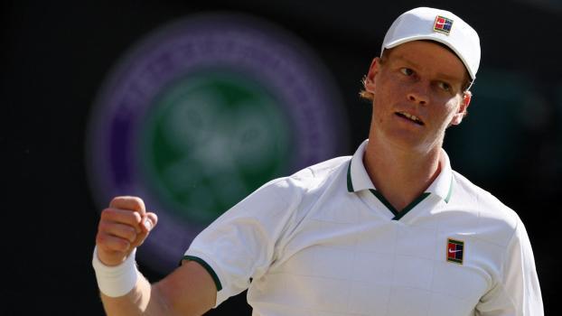 Jannik Sinner a atteint les demi-finales. © APA/afp / ADRIAN DENNIS