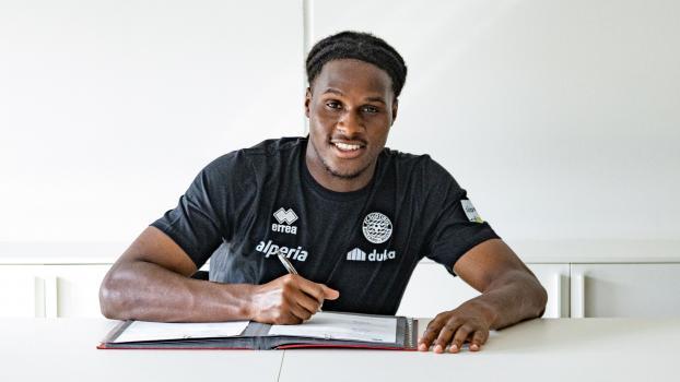 FCS-Neuzugang Alvin Okoro hat in den letzten Stunden einige Kilometer abgespult.
