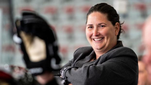Stacey Colarossi übernimmt Italiens Eishockey-Damen. © FISG