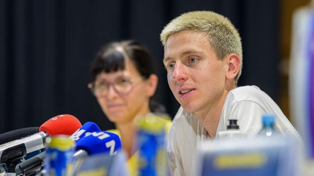 Tadej Pogacar wird auch die Vuelta in Angriff nehmen. © APA/afp / JURE MAKOVEC