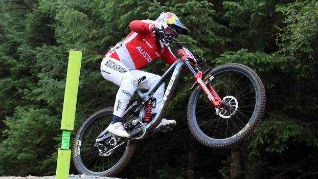 Valentina Höll hat sich den Gesamtsieg im Downhill gesichert. © ANSA / ROBERT PERRY