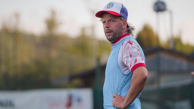 Ahrntal-Coach Thomas Ritsch fordert nach der Pleite zum Auftakt eine Reaktion von seiner Mannschaft. © Thomas Debelyak