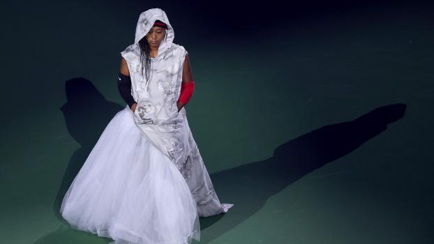 Bekannt für ausgefallene Outfits: Naomi Osaka © APA / JULIAN FINNEY