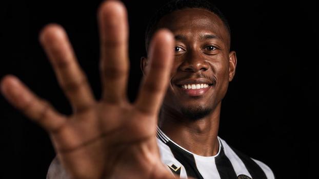 David Alaba hat bei Udinese unterschrieben. © Social Media