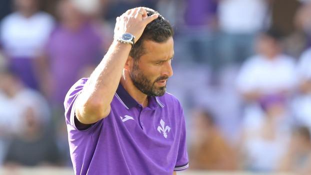Fabio Grosso ist nicht mehr Trainer in Florenz – doch es könnte ein gerichtliches Nachspiel geben. © ANSA / CLAUDIO GIOVANNINI