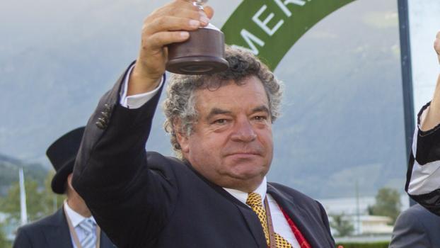 Gewohntes Bild: Guillaume Macaire bejubelt einen Erfolg in Meran. © Foto press Arigossi