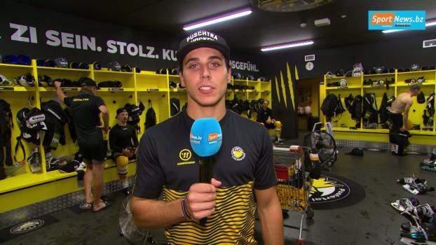 Das Warten hat bald ein Ende: Am Freitag beginnt die neue Saison in der ICE Hockey League. Ganz viele Augen werden dann auf Vize-Meister HC Pustertal gerichtet sein. Doch wie ticken und funktionieren die Wölfe heuer? Wir haben Alan Lobis, eines der Küken im Team, mit unserem Mikrofon losgeschickt. Der 22-jährige Kalterer ließ sich von seinen Kollegen einige Tipps geben, hatte aber auch die eine oder andere freche Frage im Petto. Hier sehen Sie unsere Mannschaftsvorstellung des HCP für die Saison 2026/27. © stol