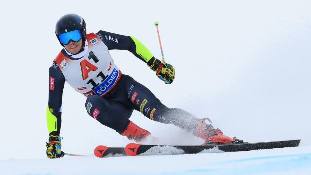 Für Alex Vinatzer war der Saisonstart in Sölden auch ein kleiner Brustlöser. © TEY / Pierre TEYSSOT