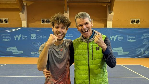 Manuel Plunger (links) mit seinem Mentalcoach Klaus Rottensteiner. © Plopp