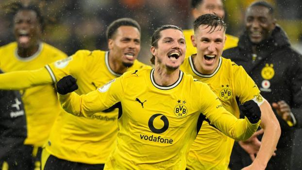 Marcel Sabitzer führte den BVB ganz spät ins Pokal-Achtelfinale. © APA/afp / INA FASSBENDER