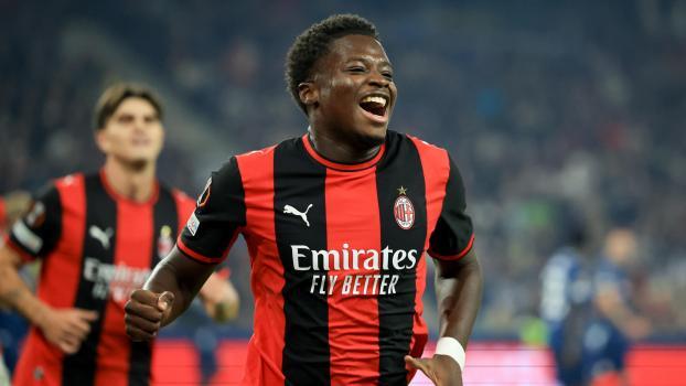 Milans 19-jähriger Angreifer Alphadjo Cisse hat am Donnerstag für ein Highlight in seiner jungen Karriere gesorgt. © ANSA / MARTIN DIVISEK