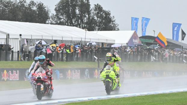 Nach einer Rund hinter dem Safety Car war Schluss. © APA/afp / PAUL CROCK