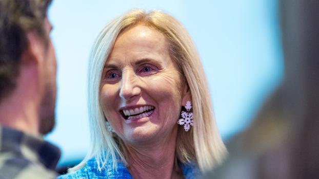 ÖSV -Präsidentin Roswitha Stadlober äußert sich über den Bau einer Ski-Halle. © APA / EXPA/ JOHANN GRODER