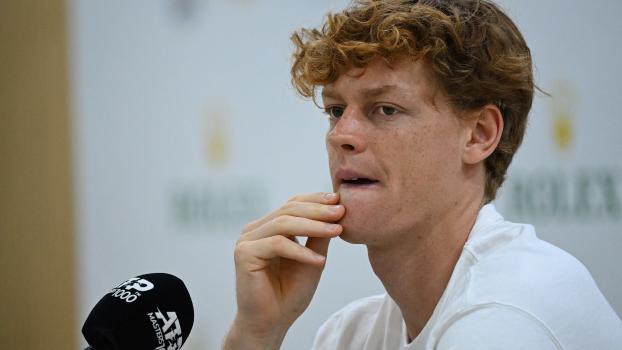 Tennis-Superstar Jannik Sinner – wer wird sein Trainer? © AFP / JADE GAO