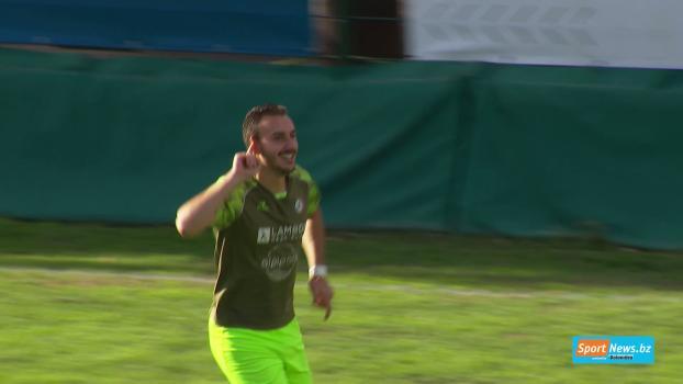 Auch an diesem Montag präsentiert der SportNews-Spitzler wieder die besten Szenen aus dem heimischen Amateurfußball. Dazu gehörte freilich Manuel Scavellis Tor für Tscherms Marling, das in der Landesliga den 3:0-Sieg gegen Lana einleitete. Außerdem haben wir das Duell zwischen Latsch und Terlan, das torlos endete, und den 2:0-Oberliga-Erfolg von Bruneck gegen Naturns im Angebot. © stol