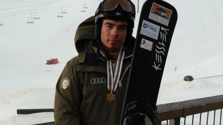 Edwin Coratti ist Junioren-Weltmeister
Der Champion mit seinem Trainer Gert Außerdorfer