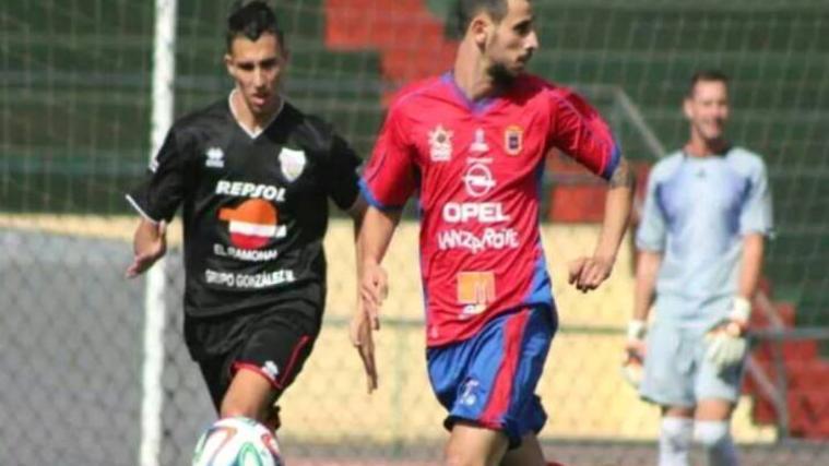 Andrea Crisci im Trikot von UD Lanzarote