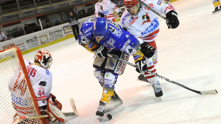 Adam Dennis, Sean Bentivoglio und Mike Card (Zampieri/Tiellephoto)