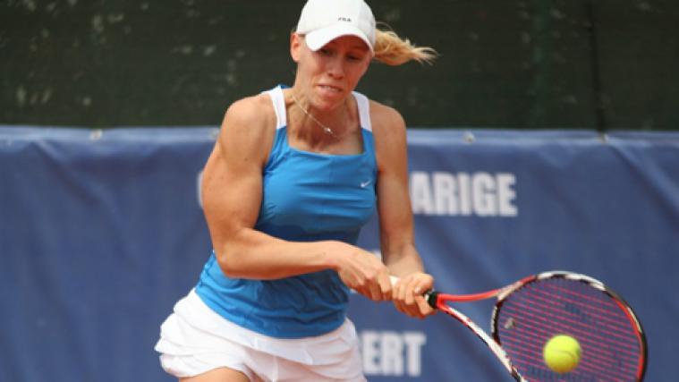 Julia Mayr steht in Aschaffenburg in der zweiten Runde