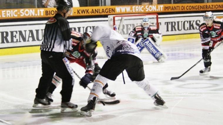 Schwenningen entschied bereits im Startdrittel die Begegnung (Foto Wild Wings)