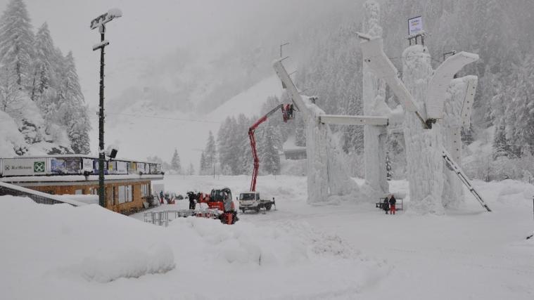 Zwei Meter Neuschnee zwangen Rabenstein zur Absage