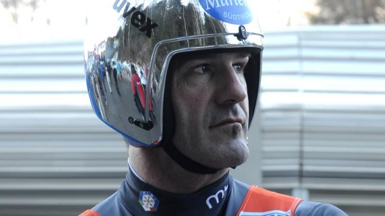 Armin Zöggeler trainiert mit seinem Teamkollegen in Latsch (Pentaphoto)