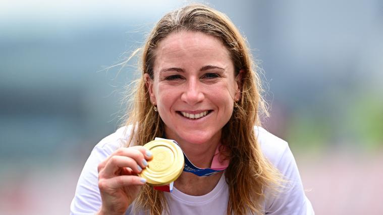 Eine  Klasse für  sich: Annemiek  Van Vleuten © APA/afp / INA FASSBENDER