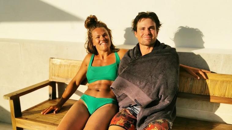 So sieht ein verliebtes Ski-Pärchen aus. © Social Media