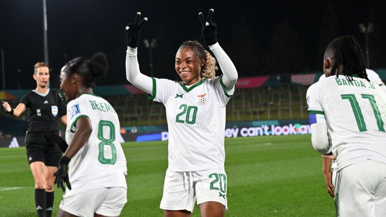 Sambias WM-Fußballerinnen könnten Opfer sexueller Übergriffe geworden sein. © APA/afp / SAEED KHAN