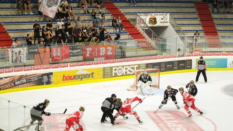 Meran und Bozen standen sich am Samstag in einem Vorbereitungsspiel gegenüber. © HCB