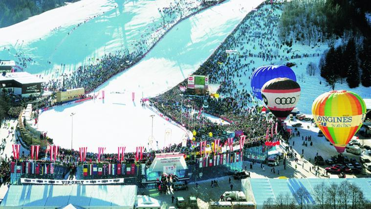 Bereits vor 34 Jahren strömten die Ski-Fans in Scharen nach Hinterglemm. © saalbach.com/FotoJank