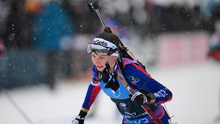 Jeanne Richard nimmt eine WM-Medaille ins Visier. © APA/afp / OLIVIER CHASSIGNOLE