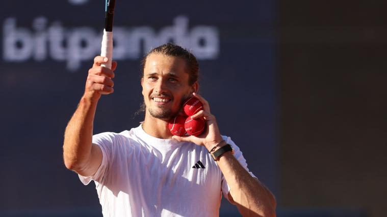 Alexander Zverev jubelt über den Finaleinzug. © APA/afp / ALEXANDRA BEIER