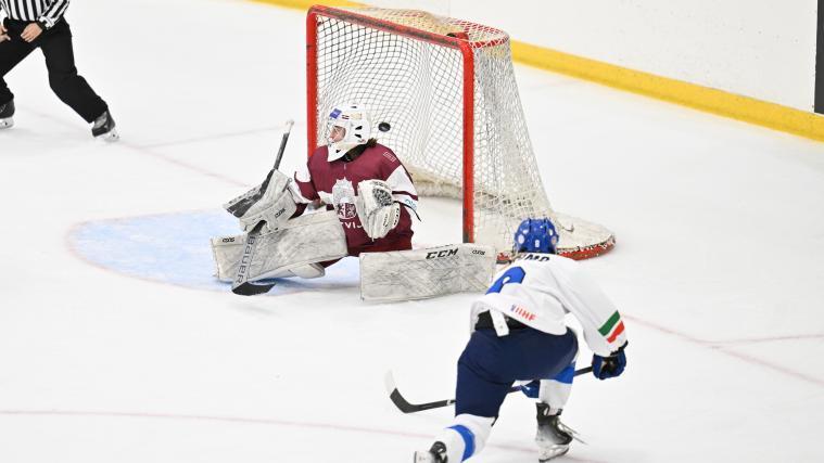 Anna Caumo a marqué le 2-0. © IIHF