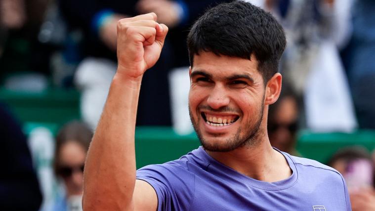 Carlos Alcaraz steht im Finale des Monte-Carlo Masters. © APA/afp / VALERY HACHE