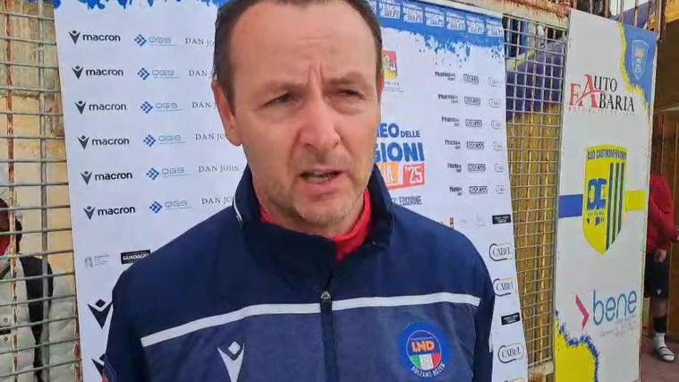 Auf dramatische Art und Weise ist die Südtiroler U15-Landesauswahl beim Regionenturnier auf Sizilien ausgeschieden. Trainer Wolfgang Crepaz hat im Anschluss daran Stellung genommen. © stol