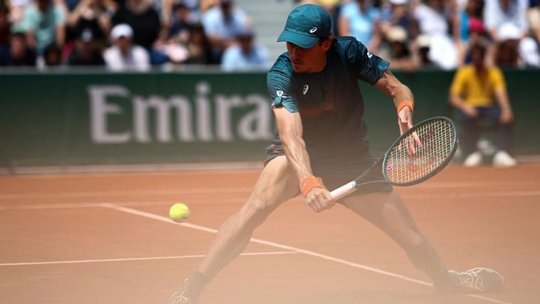 Der nächste Top-Ten-Spieler scheitert früh. © APA/afp / ANNE-CHRISTINE POUJOULAT