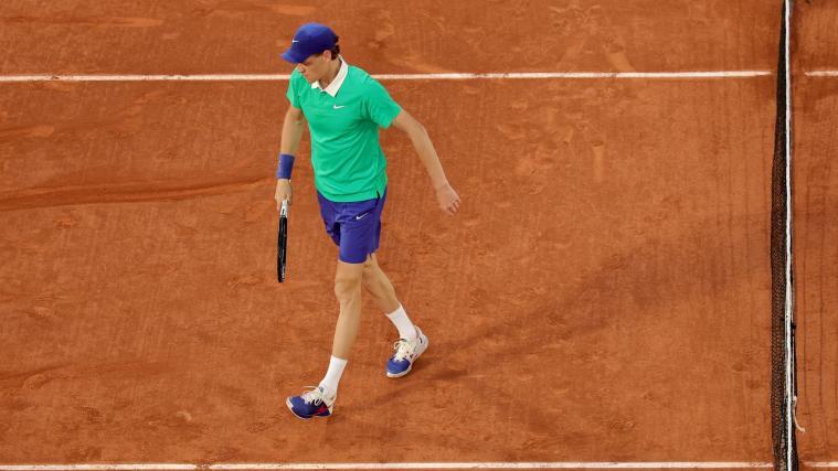 Jannik Sinner war am Montag in mehrfacher Hinsicht ein Hingucker. © ANSA / TERESA SUAREZ