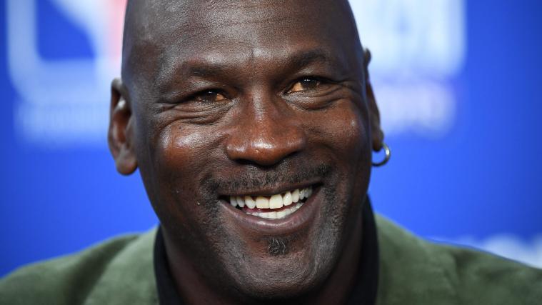 Michael Jordans Gesicht wird nun häufiger im Fernsehen zu sehen sein. © APA/afp / FRANCK FIFE