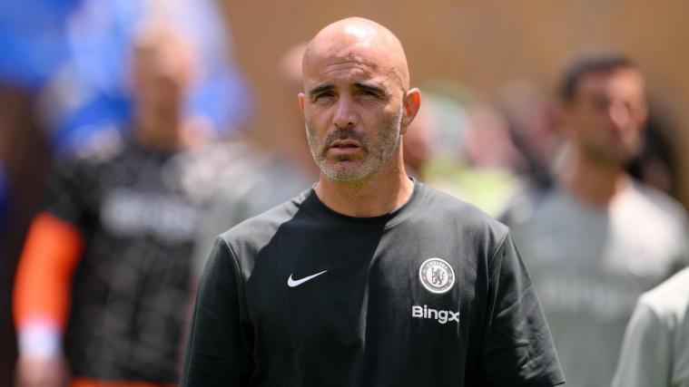 L'entraîneur de Chelsea, Enzo Maresca, a subi une défaite. ©APA/DAVID RAMOS